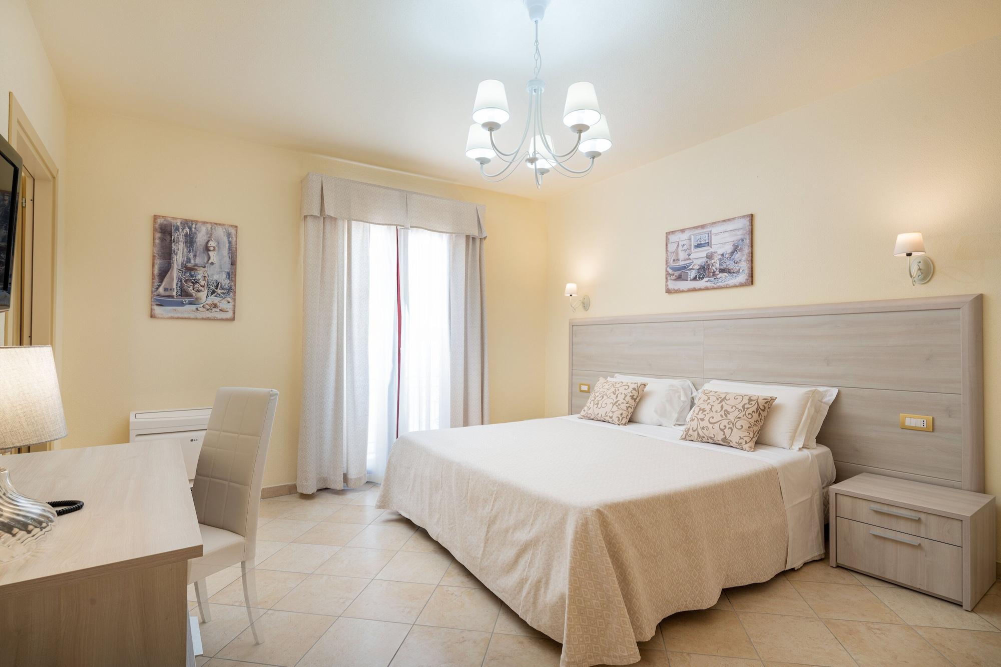 Hotel Regina Elena Olbia Exterior photo