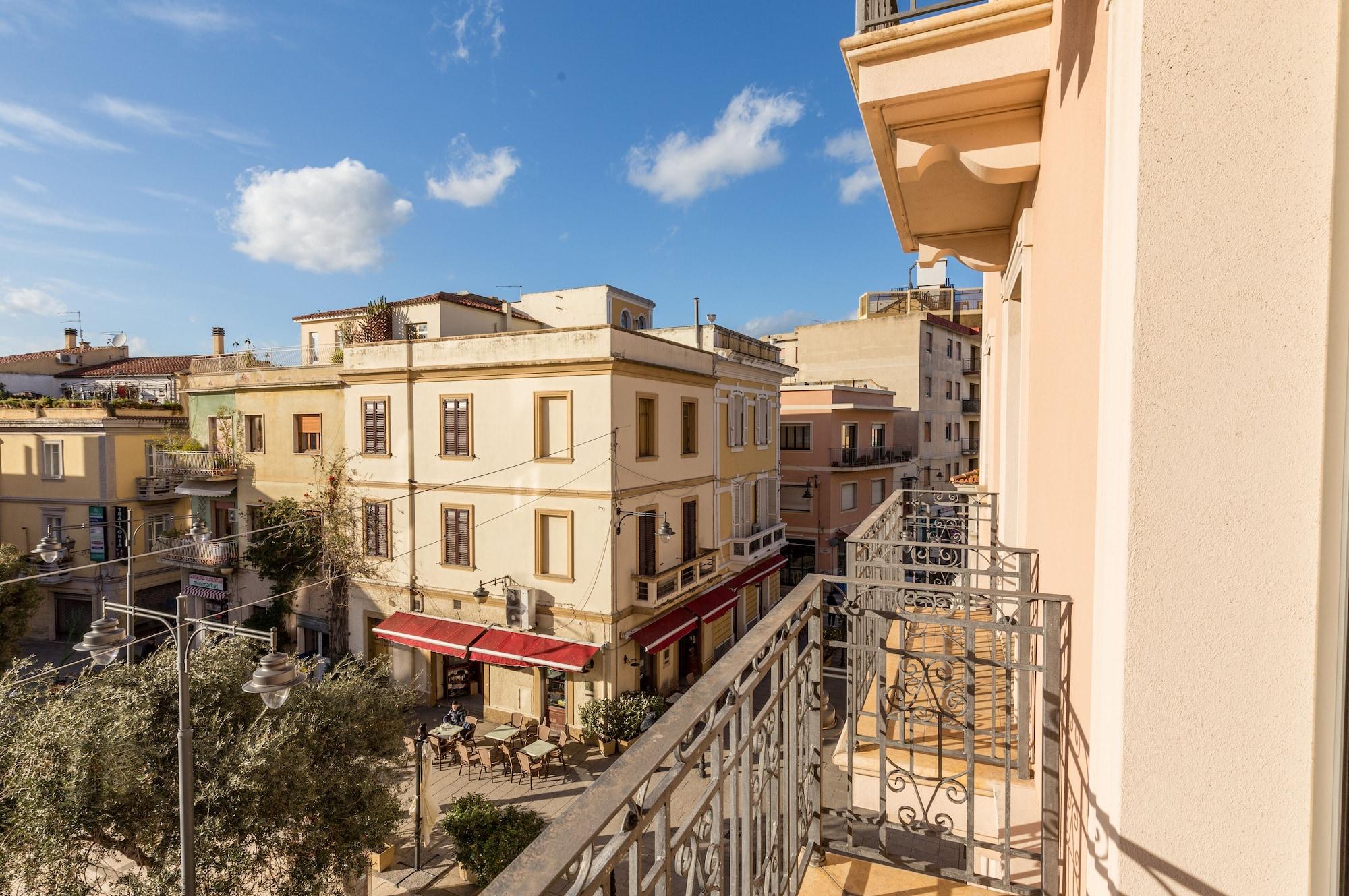 Hotel Regina Elena Olbia Exterior photo