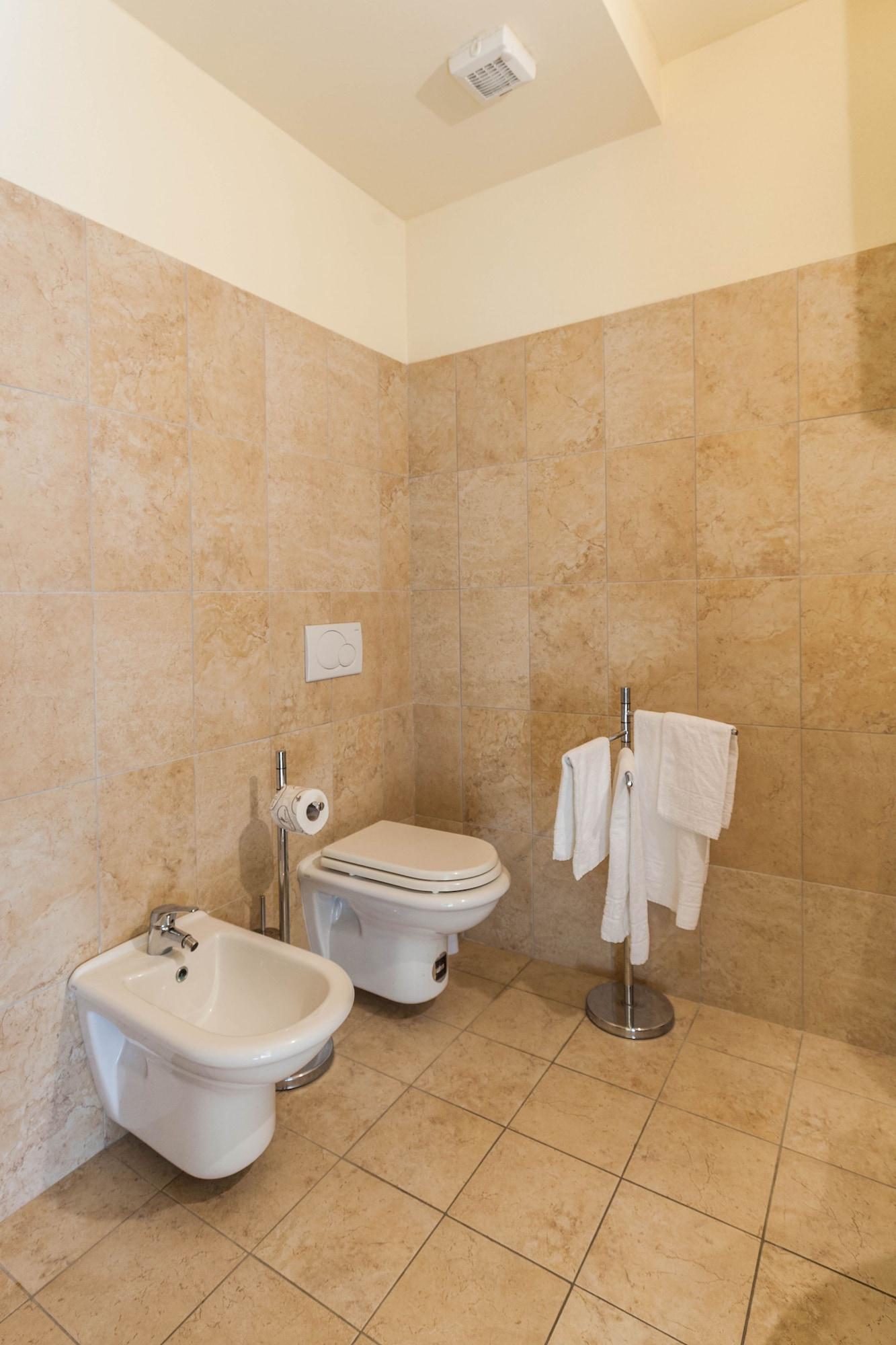 Hotel Regina Elena Olbia Exterior photo